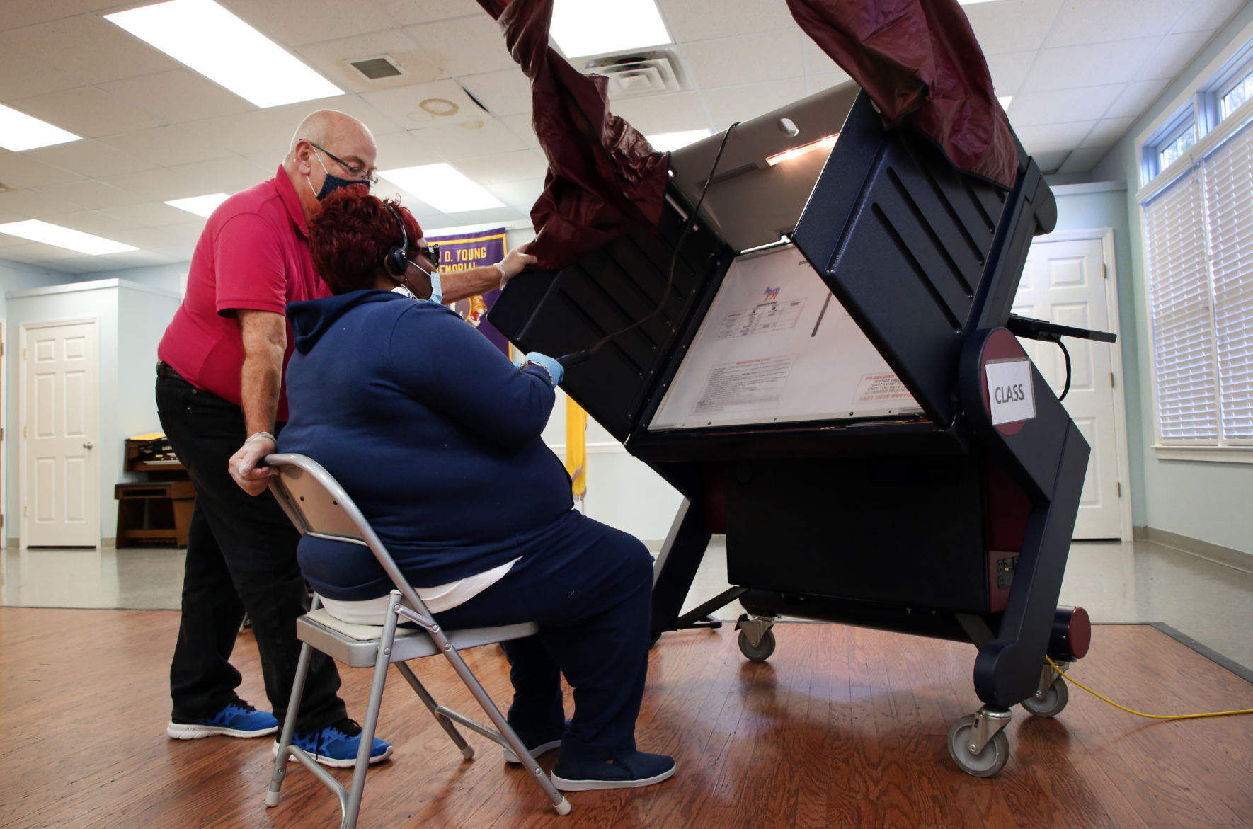 Blind voting